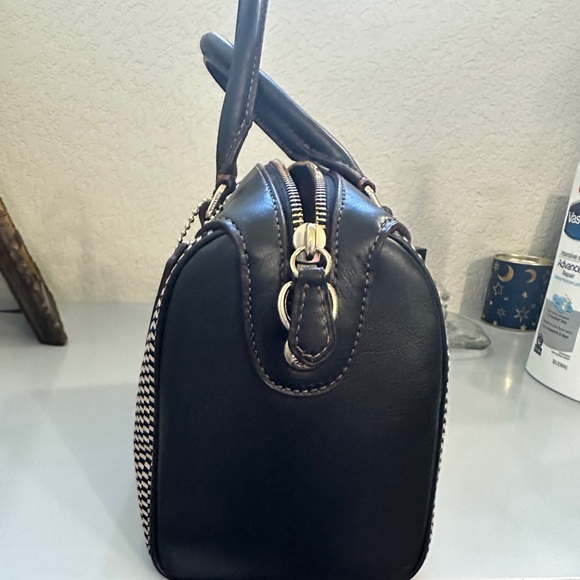 Coach Purse - Picture 3 of 5